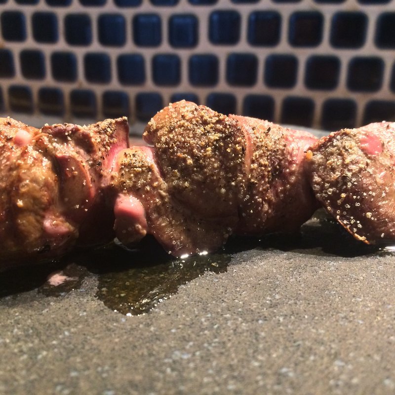 鶏レバー炙り(丸鶏るいすけ)