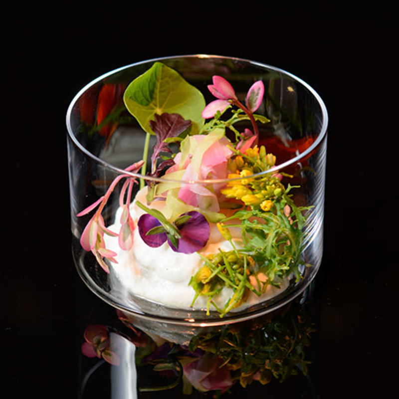 カリフラワーのムース　野菜(LucianoShow)