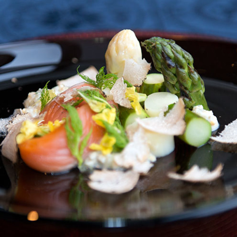 サーモンとアスパラのカルパッチョ(LucianoShow)