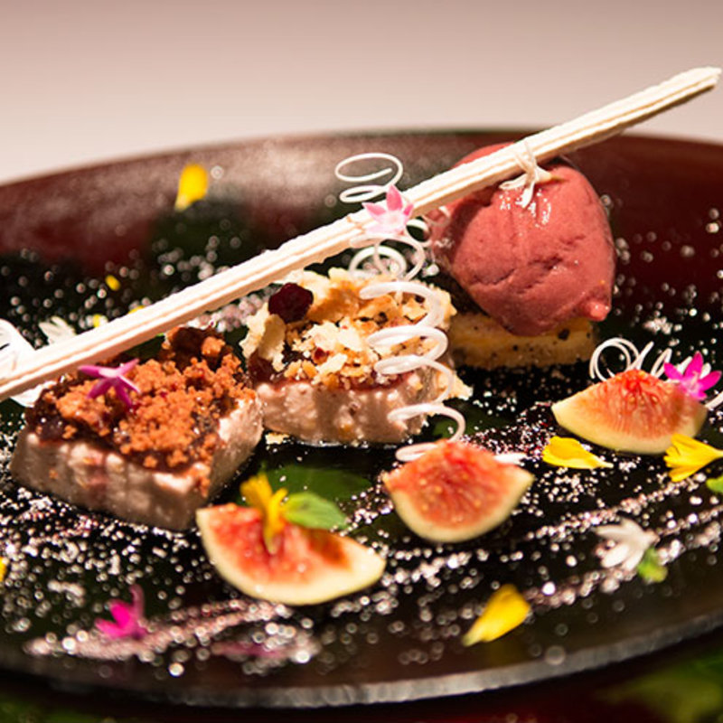 Petit fours(LucianoShow)