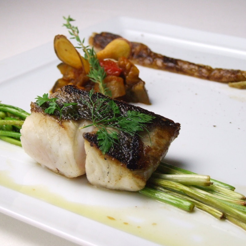 本日入荷の鮮魚のポアレ(ランス・ヤナギダテ)