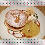 鹿ちゃんホットケーキ キャラメル&アップル(アトリエ カフェ キラリト ギンザ （ATELIER CAFE）)