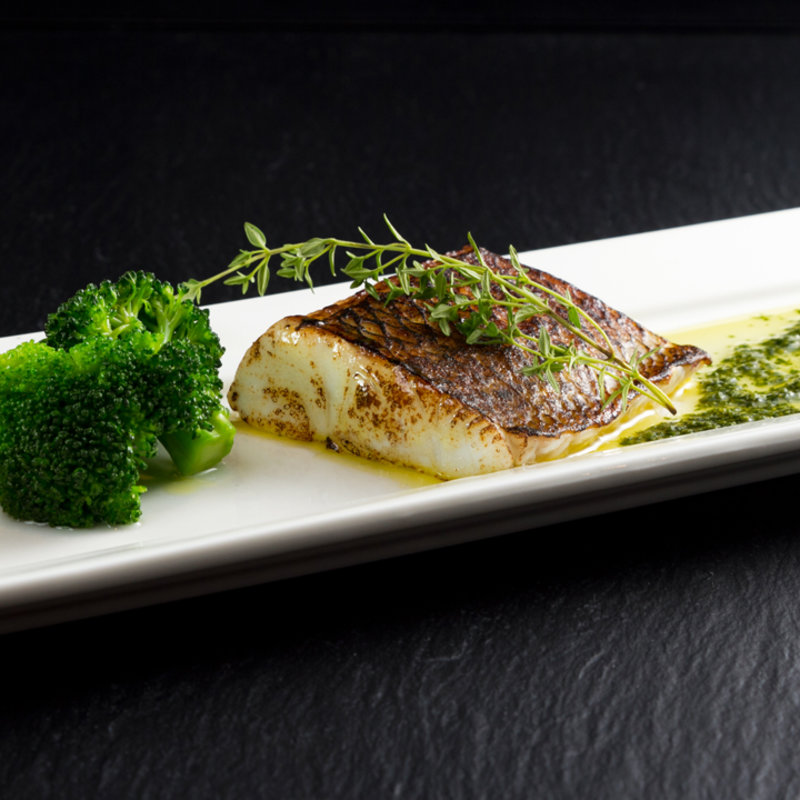 鰆のグリル　バジルソース(ルーツ　ロッポンギ （ROOTS 　ROPPONGI）)