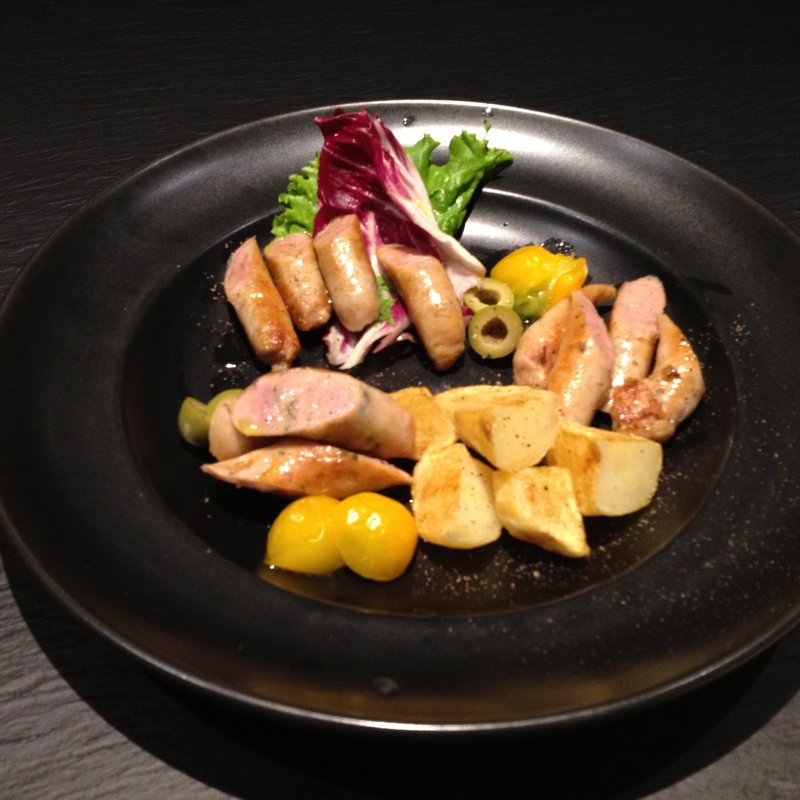 ソーセージグリル(ルーツ　ロッポンギ （ROOTS 　ROPPONGI）)