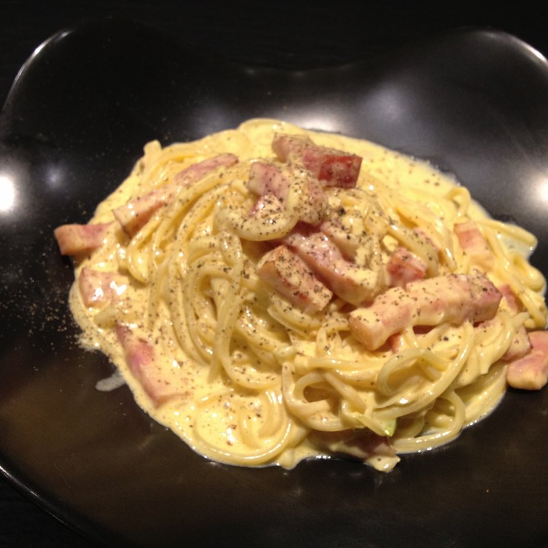 カルボナーラ(ルーツ　ロッポンギ （ROOTS 　ROPPONGI）)