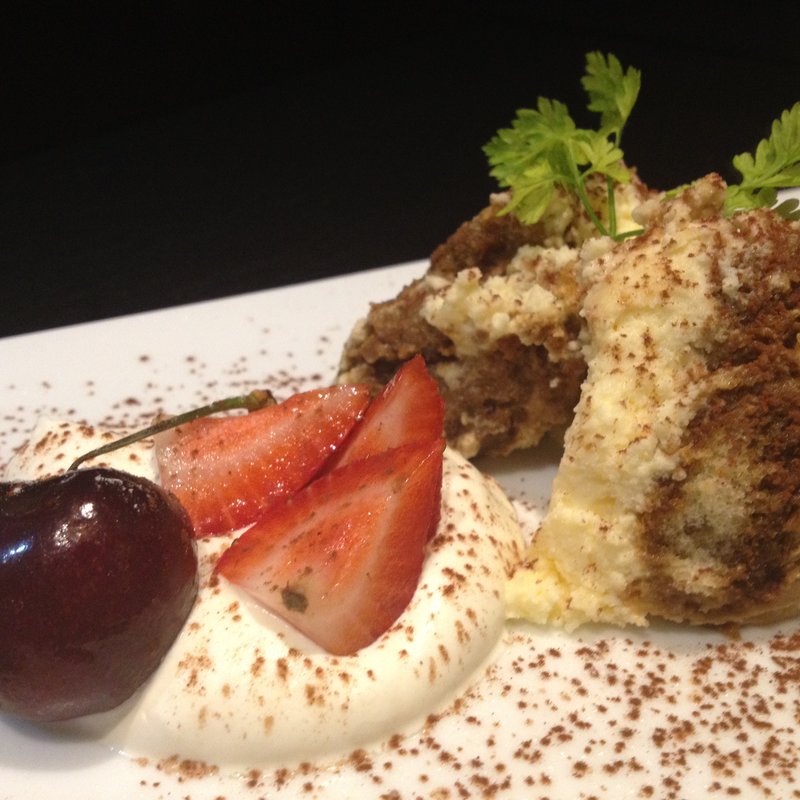 ティラミス(ルーツ　ロッポンギ （ROOTS 　ROPPONGI）)