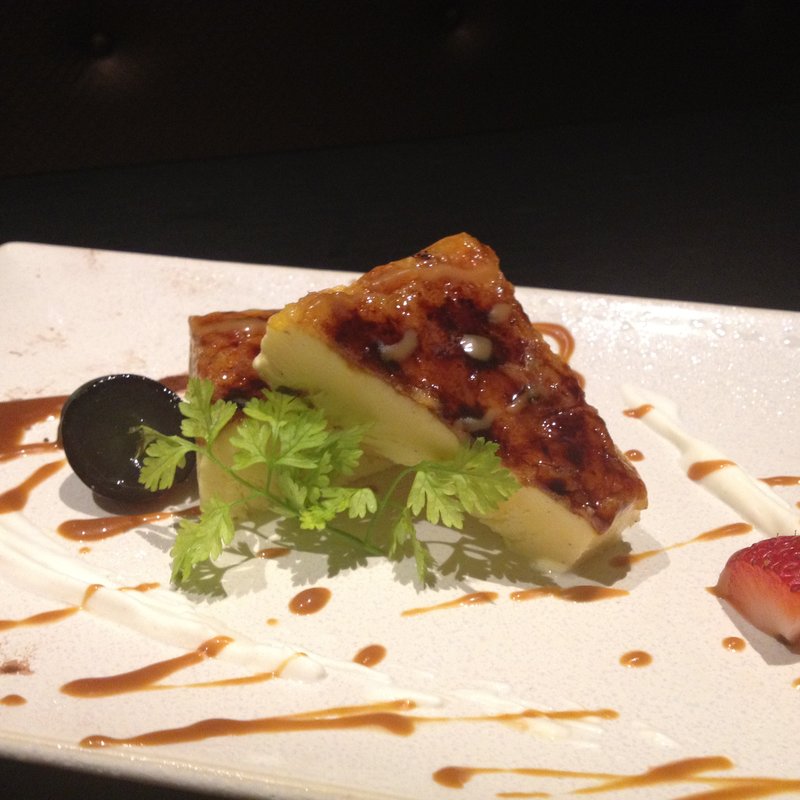 カタラーナ(ルーツ　ロッポンギ （ROOTS 　ROPPONGI）)