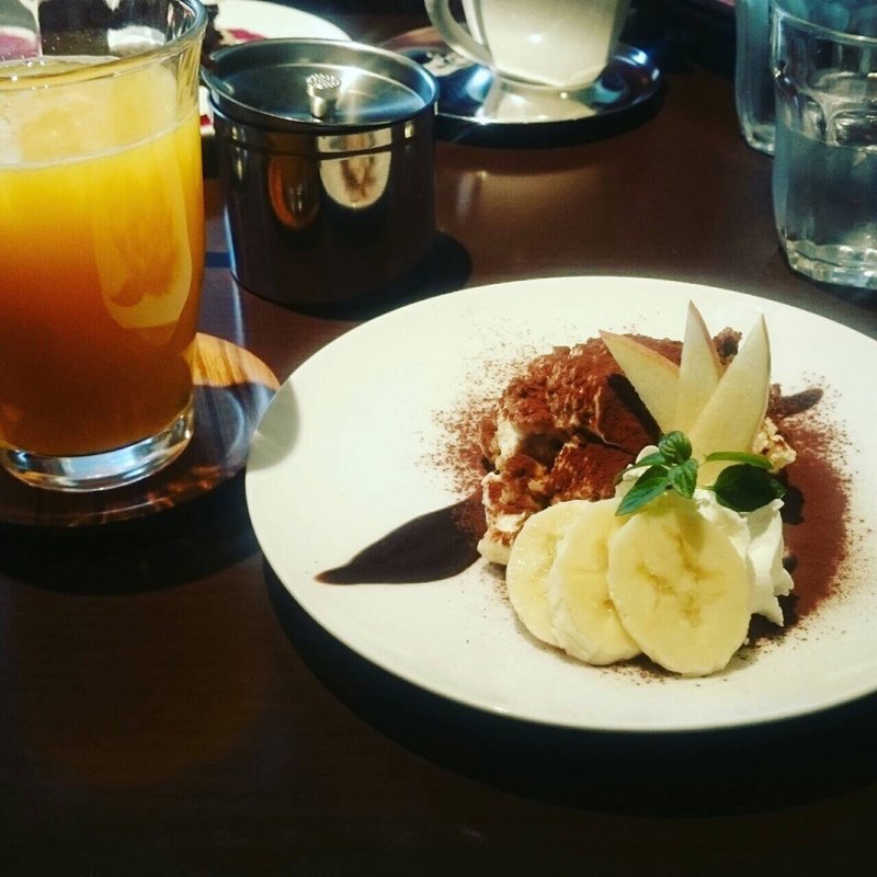 本日のケーキ（ドリンクセット）(cafe juju （カフェ ジュジュ）)