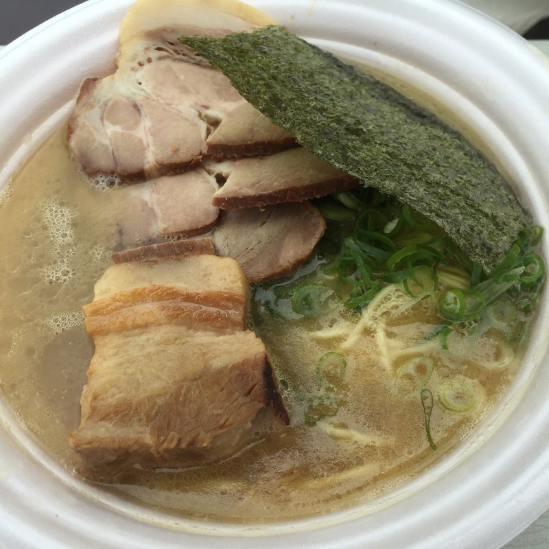 豚骨醤油角煮ラーメン(百麺 世田谷店)