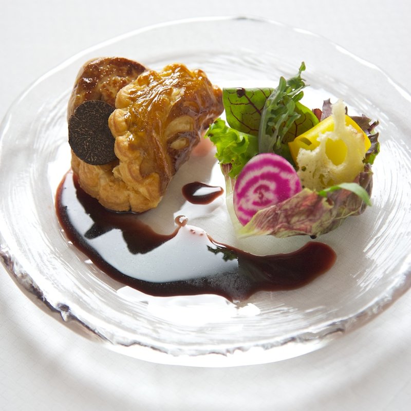 和牛のパイ包み　トリュフ添え(ラール・エ・ラ・マニエール)