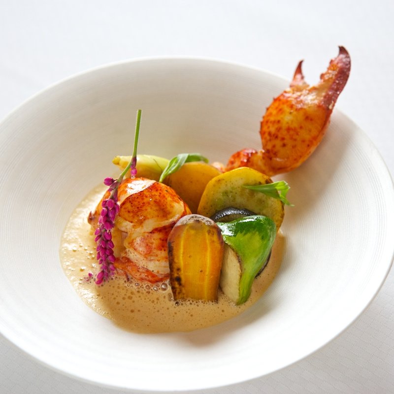 オマール海老のグリル　温野菜添え(ラール・エ・ラ・マニエール)