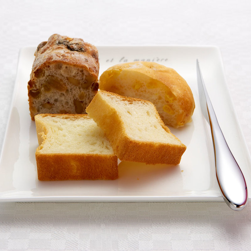 自家製パン(ラール・エ・ラ・マニエール)