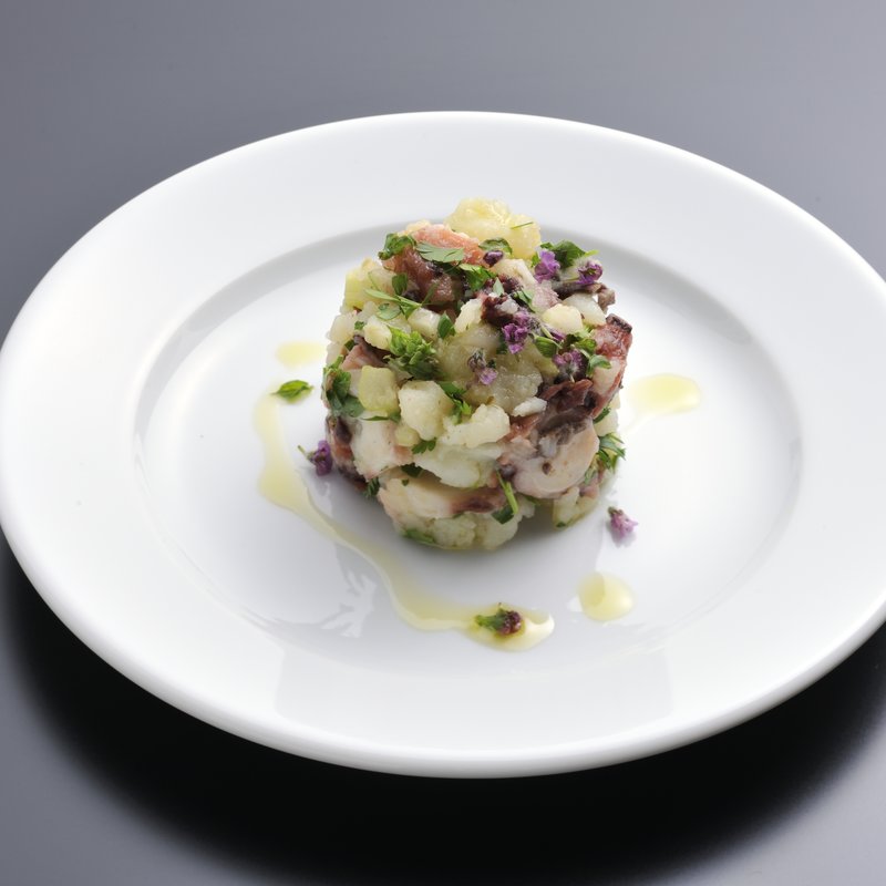 鮮魚のタルタル(La CHIARA ラ キアーラ)