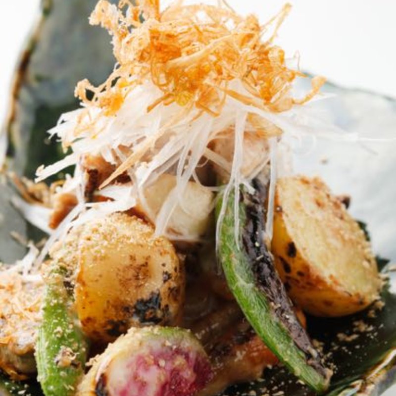 焼き海老と野菜のサラダ(古風 居酒屋 いぶき)