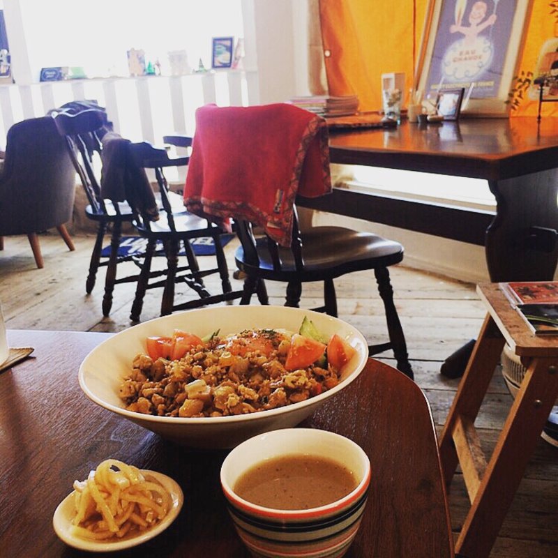 丼ぶりランチ(カフェ ラビッツ （Cafe RAVITZ）)