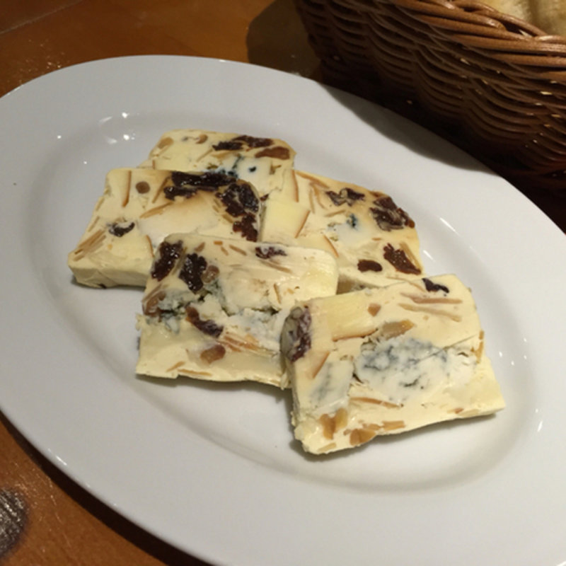 チーズのテリーヌ(Bistro 2538 )