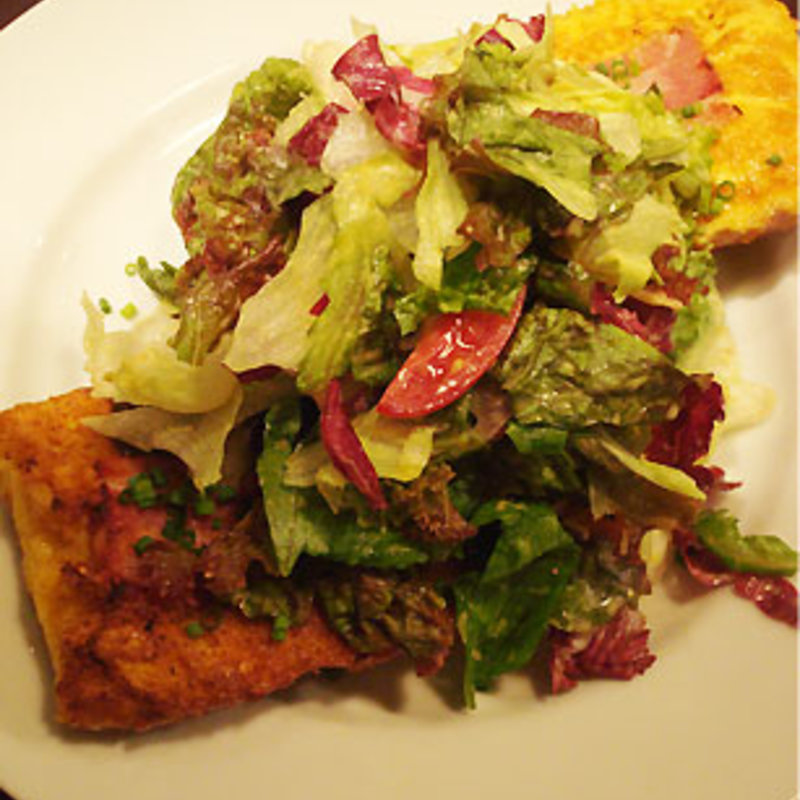 ベーコンとフレンチトーストのサラダ(Bistro 2538 )