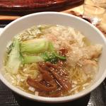 ワンタン麺(神田　天府 )
