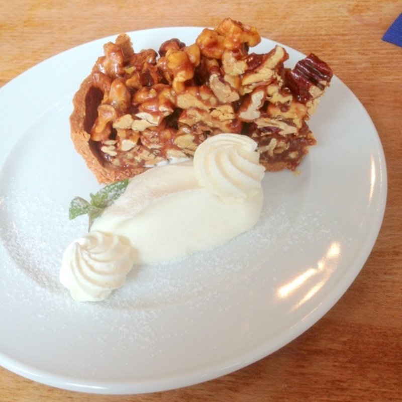 木の実のタルト(カフェ ダイニングバー 104.5 （Cafe，Dining&Bar 104.5）)