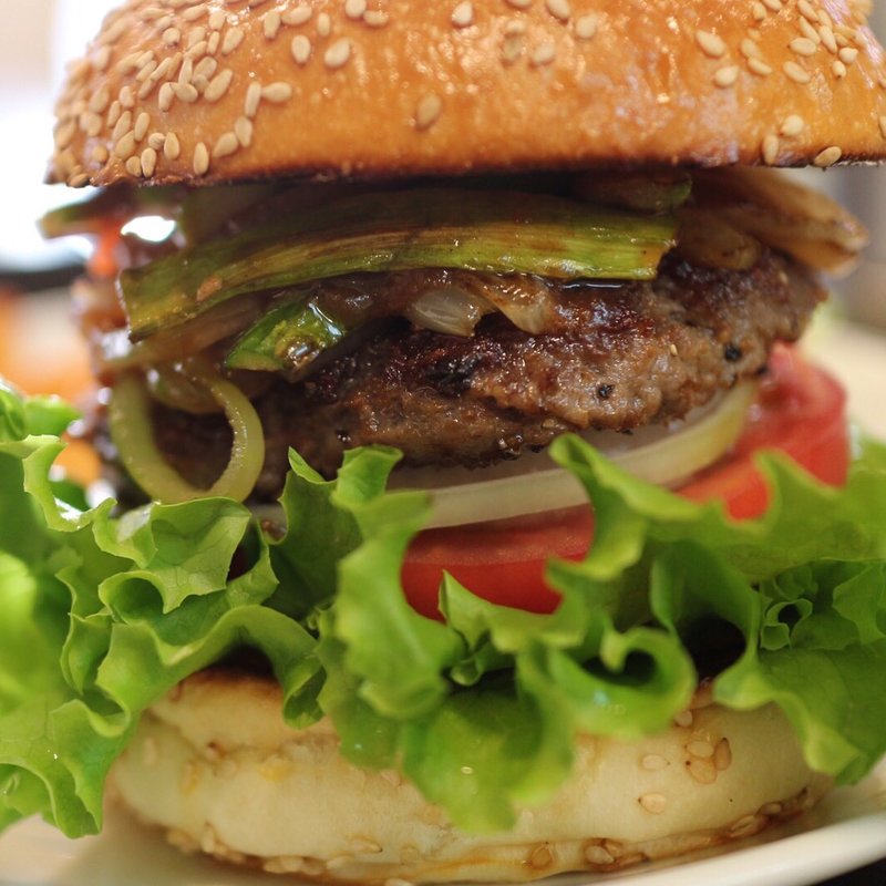 Hamburger Asparagus&grilled onion topping(WAVES BURGER 名駅南店 （ウェーブスバーガー）)