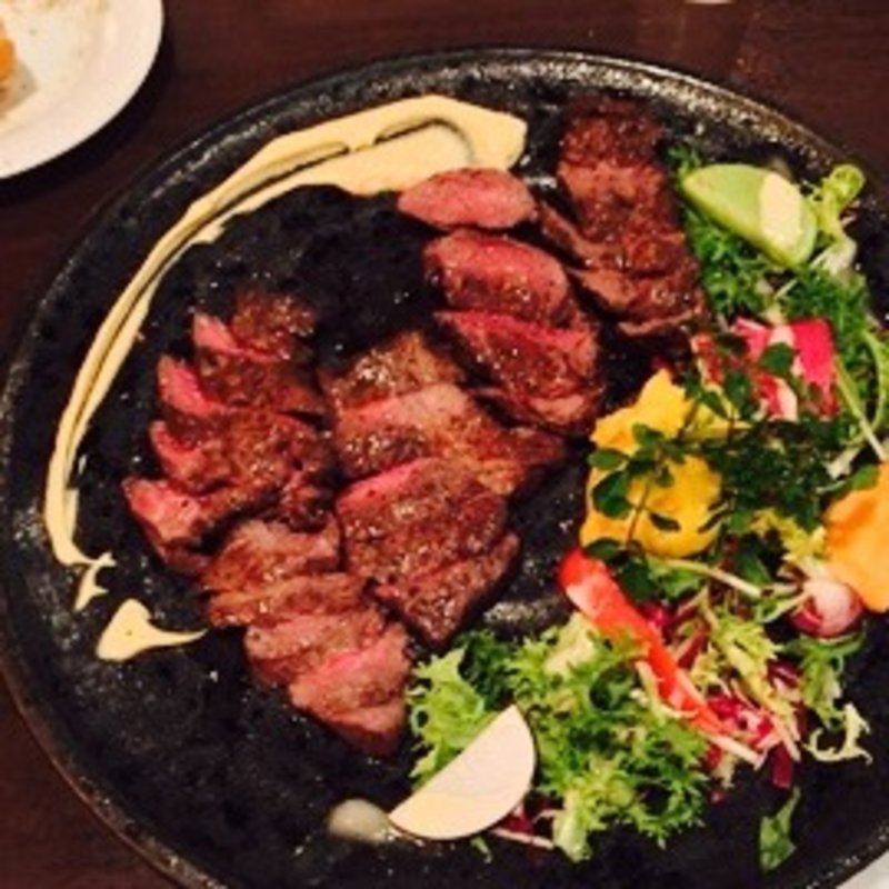 A5ランプ炭火焼ステーキ(120g)(BOICHI アレア品川店 （ボイチ）)