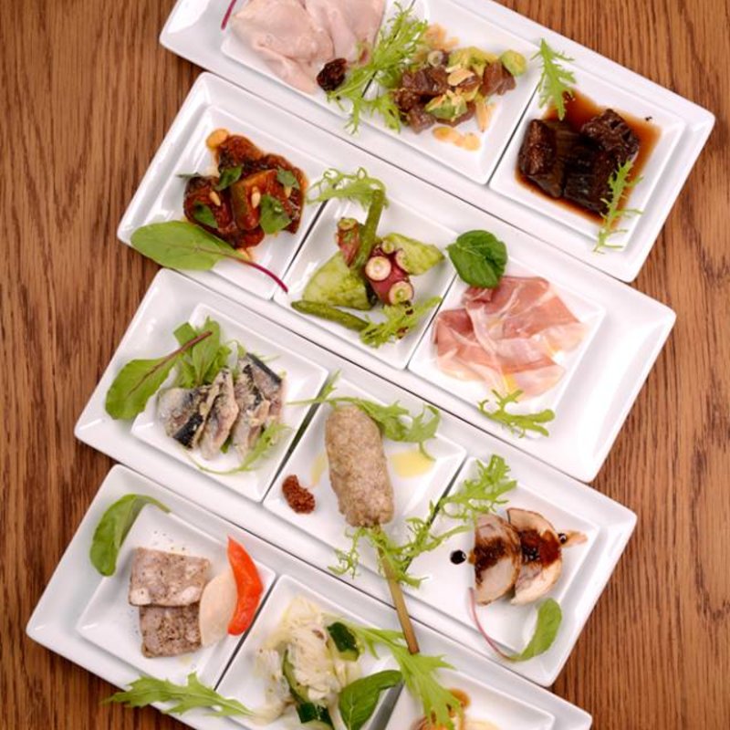 前菜の盛り合わせ(ヴィネリア　サクラ　ランドリー （Vineria Sacra Laundry）)