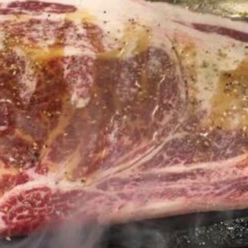 はみでるカルビ(大阪焼肉・ホルモンふたご 築地店 )