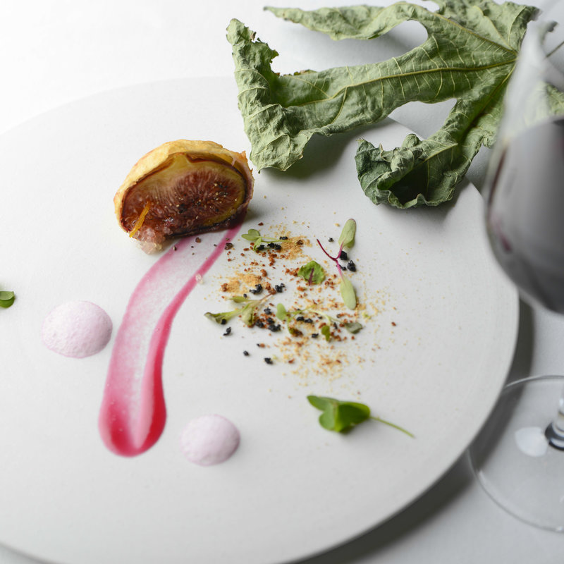 佐渡産黒いちじくのベニエ(ランベリー ナオト キシモト 南青山 （L'EMBELLIR Naoto Kishimoto）)