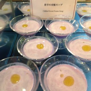 紫芋の冷製スープ(インペリアルバイキング サール （THE IMPERIAL VIKING SAL）)