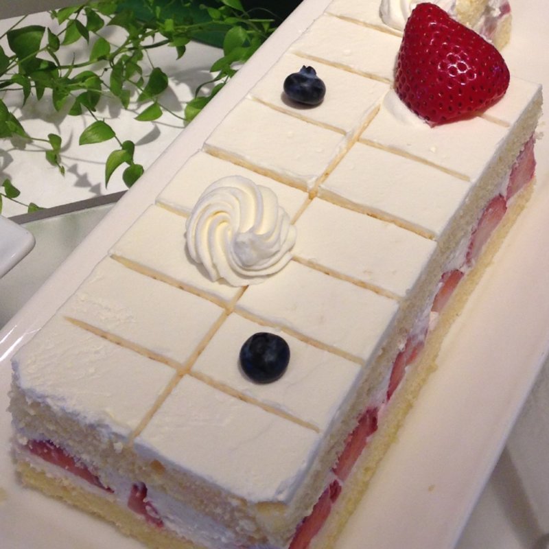 ショートケーキ(インペリアルバイキング サール)