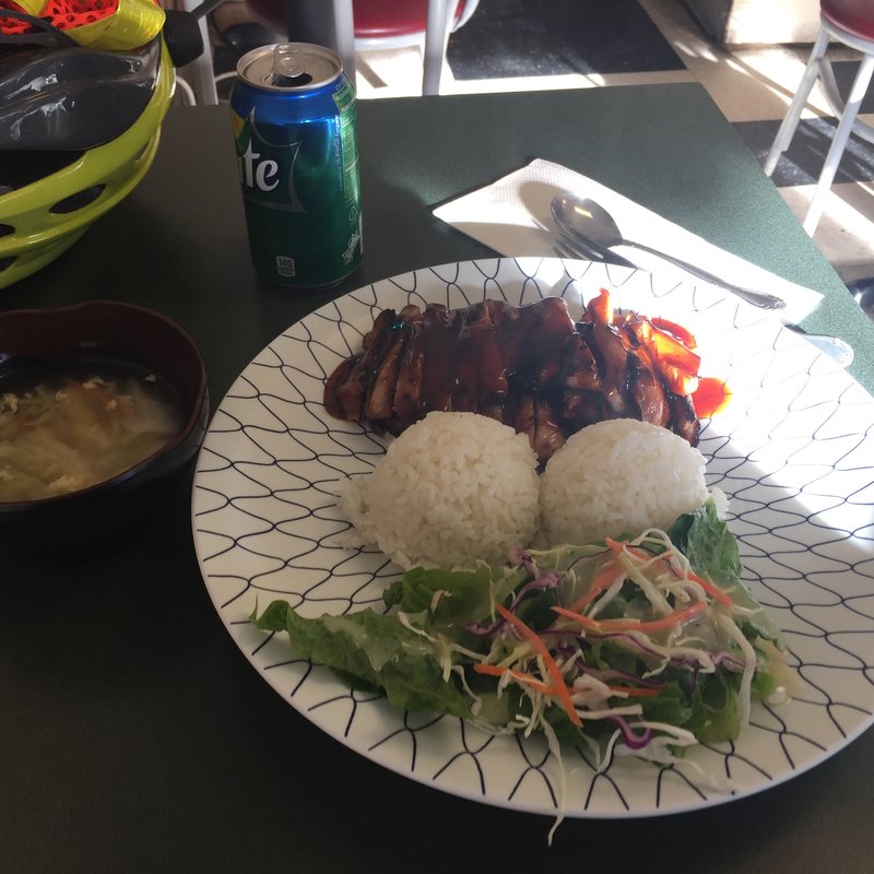 テリヤキチキン(Toshi's Teriyaki)