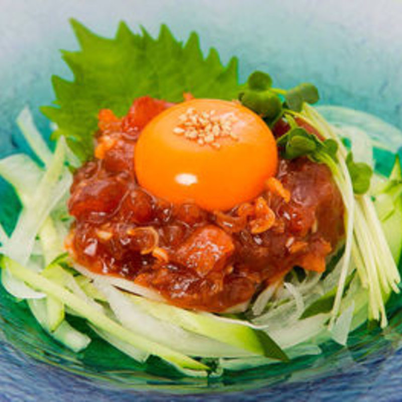 まぐろユッケ(沖縄ダイニング琉歌 RYUKA)