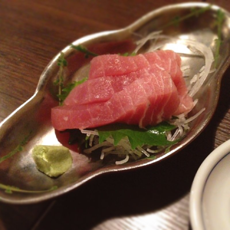 鮪刺身(酒亭じゅらく お茶の水店)