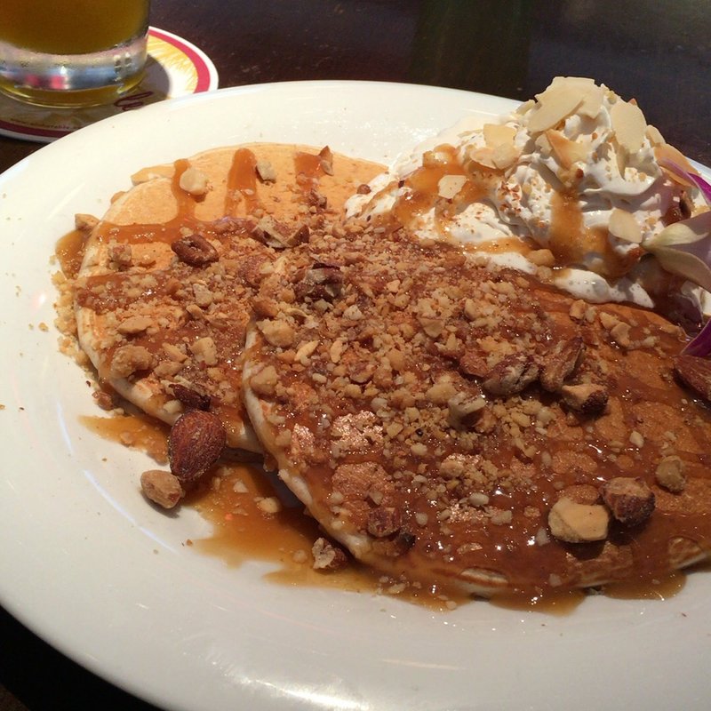 キャラメルアーモンドパンケーキ(アロハテーブル ルミネ大宮)