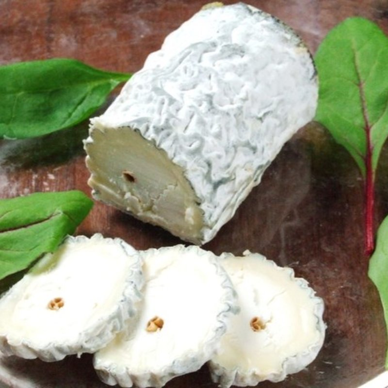 シェーブル（山羊）チーズ(鍛冶二丁 （カジニチョウ）)