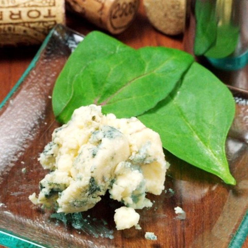 青カビチーズ(鍛冶二丁 （カジニチョウ）)