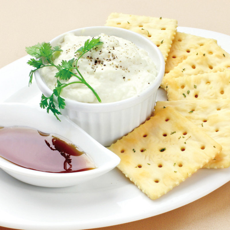 クリームチーズと豆腐のディップ(須田町食堂 秋葉原UDX店)