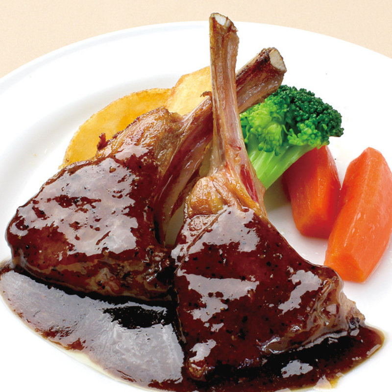 ラムチョップ(須田町食堂 秋葉原UDX店)