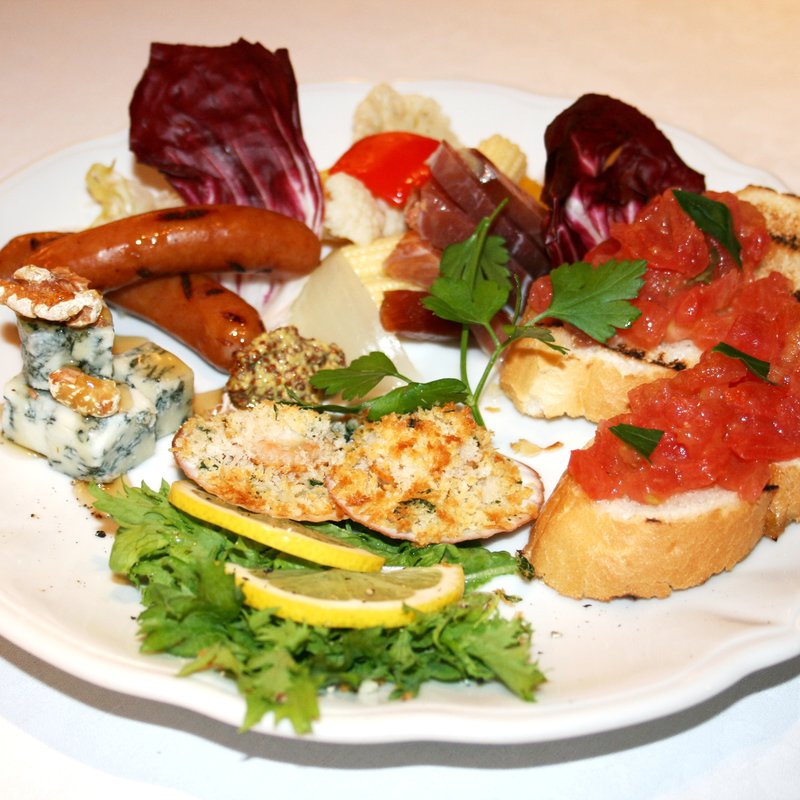 5種類のイタリアン前菜盛合わせ(Bar＆Grill RIPOSO)