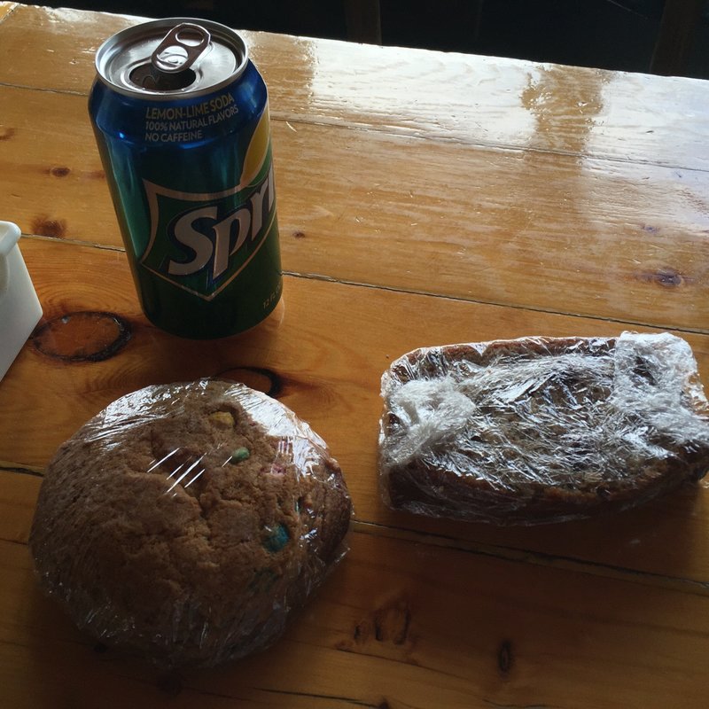 クッキー&ブラウニー(Mary's Mckinley View Lodge)