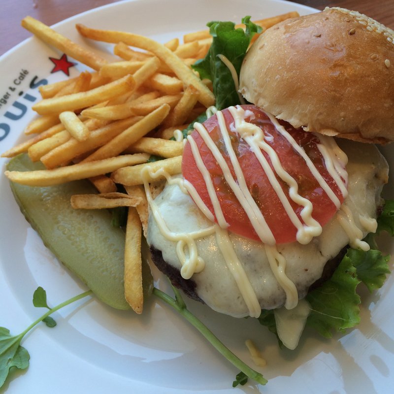 ハンバーガー(Louis)