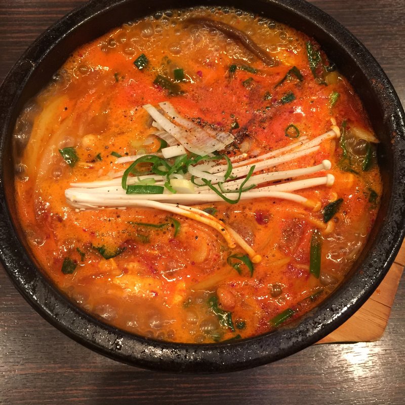 ユッケジャン(明洞のり巻き新大久保店)