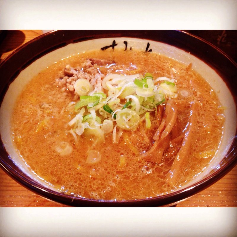 味噌ラーメン(すみれ 大名店 )