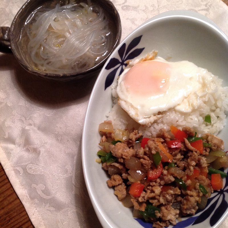 ガパオライスアンドフォー(自宅)