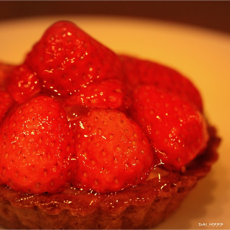 季節のタルト（12月:イチゴ）(Ringrazie)