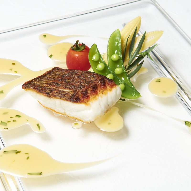 旬のお魚のポワレ(ル プリュース)