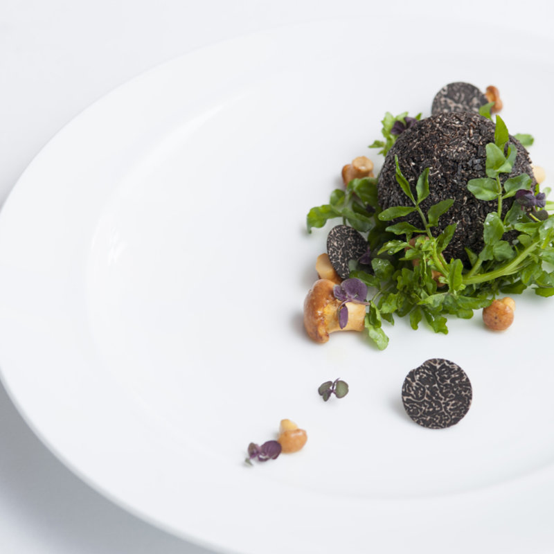 季節のキノコとトリュフ(ル・ヴァンキャトル )