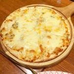 6種チーズのおつまみピザ(ビヤレストラン 銀座ライオン 大手町ファーストスクエア店 )