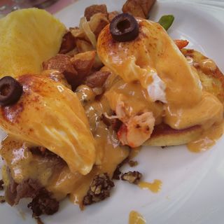 スーパーカイマナベネディクト(ハウツリーラナイ)