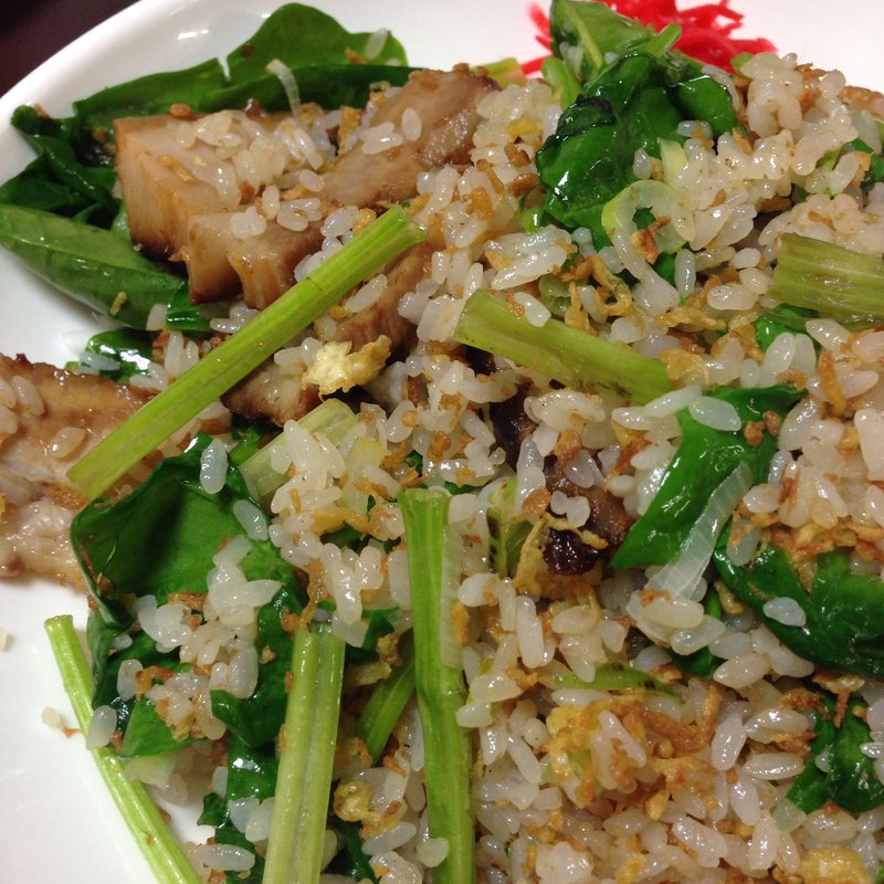 豚バラ肉と青菜の炒飯(四季紅 水戸店)